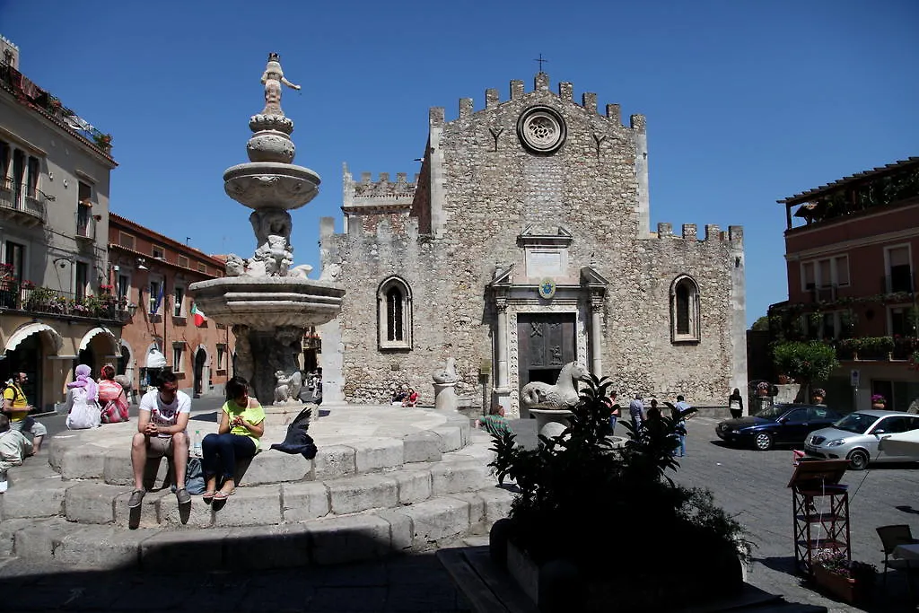 Bed & Breakfast Duomo Di Taormina Italy